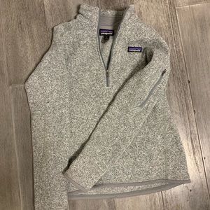Women’s Patagonia Sweatshirt